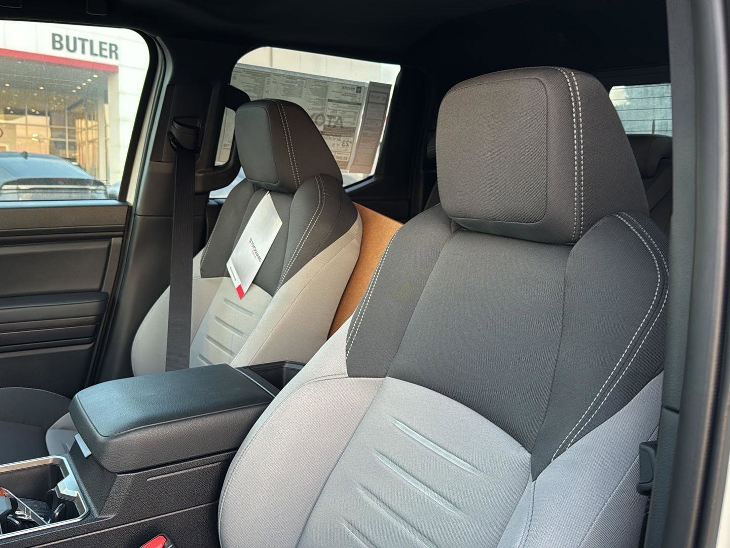 New 2025 Toyota Tacoma TRD Off-Road image 27