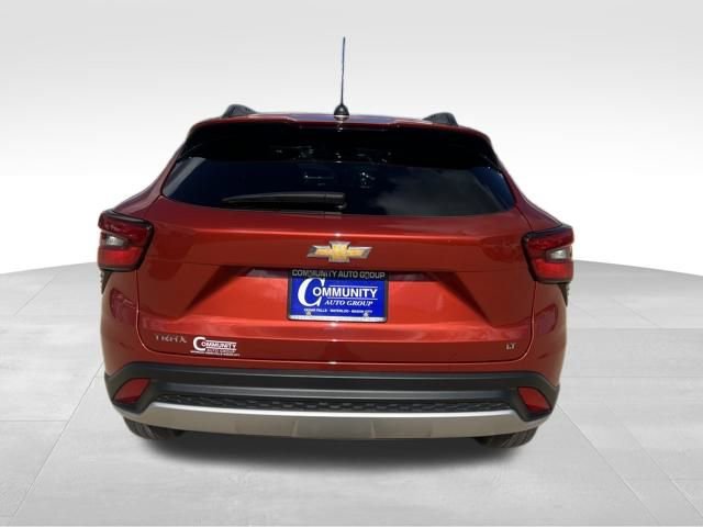 Certified 2024 Chevrolet Trax LT w/ Sunroof Package image 8