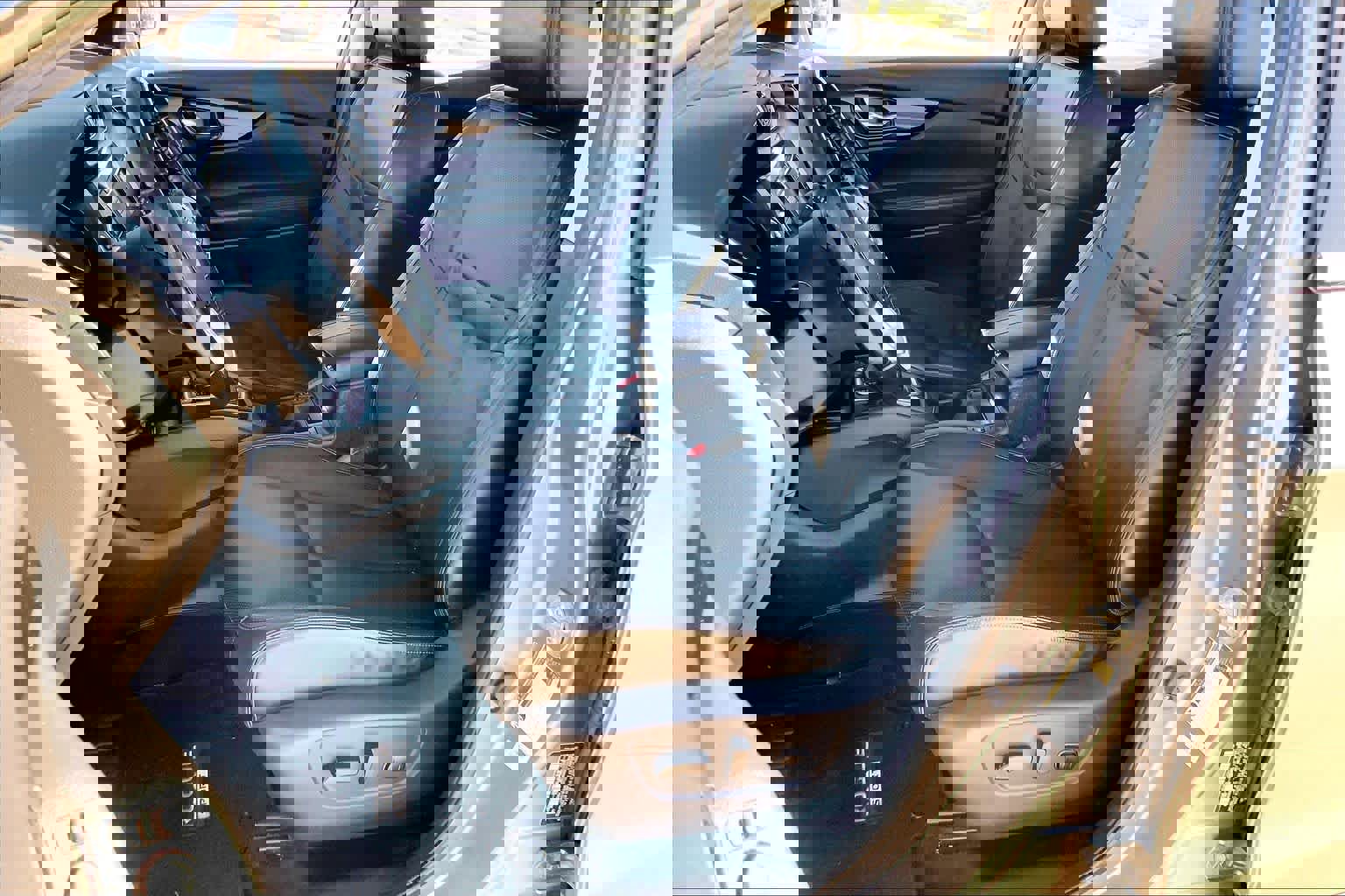 Used 2021 Nissan Rogue Sport SL image 7