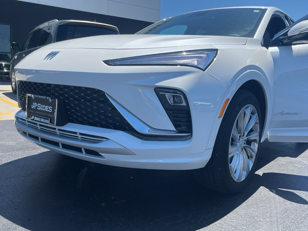 Used 2025 Buick Envista Avenir FWD image 45