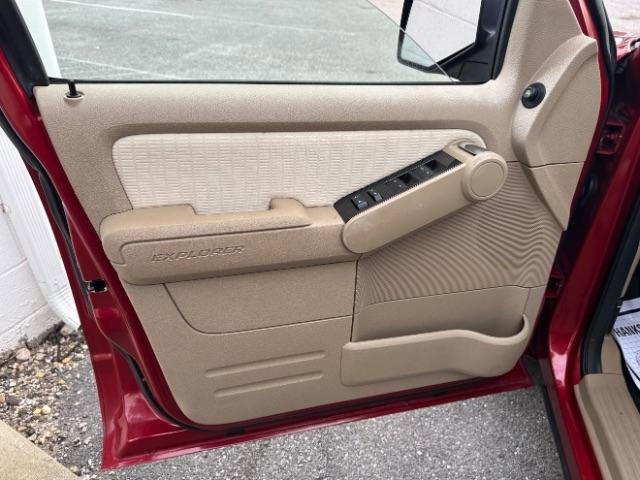 Used 2010 Ford Explorer Sport Trac XLT image 15