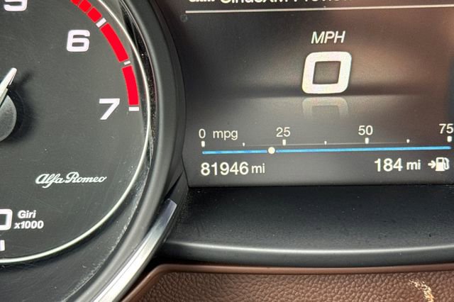 Used 2019 Alfa Romeo Stelvio Ti image 42