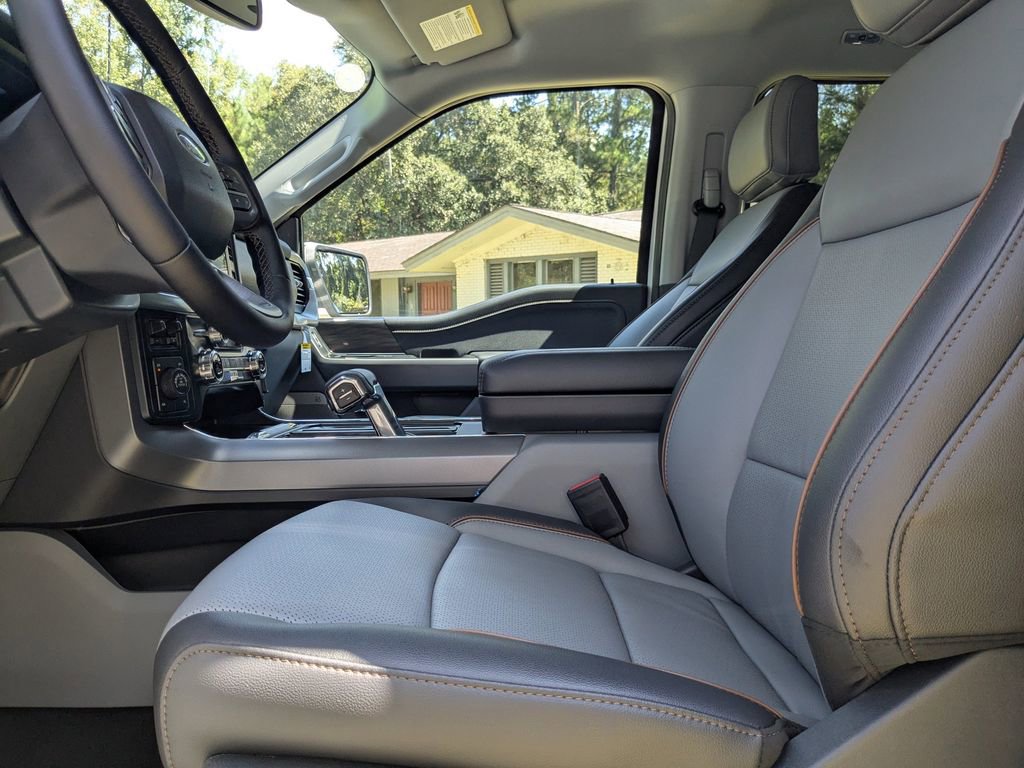 New 2025 Ford F150 Lariat w/ Equipment Group 502A High image 24