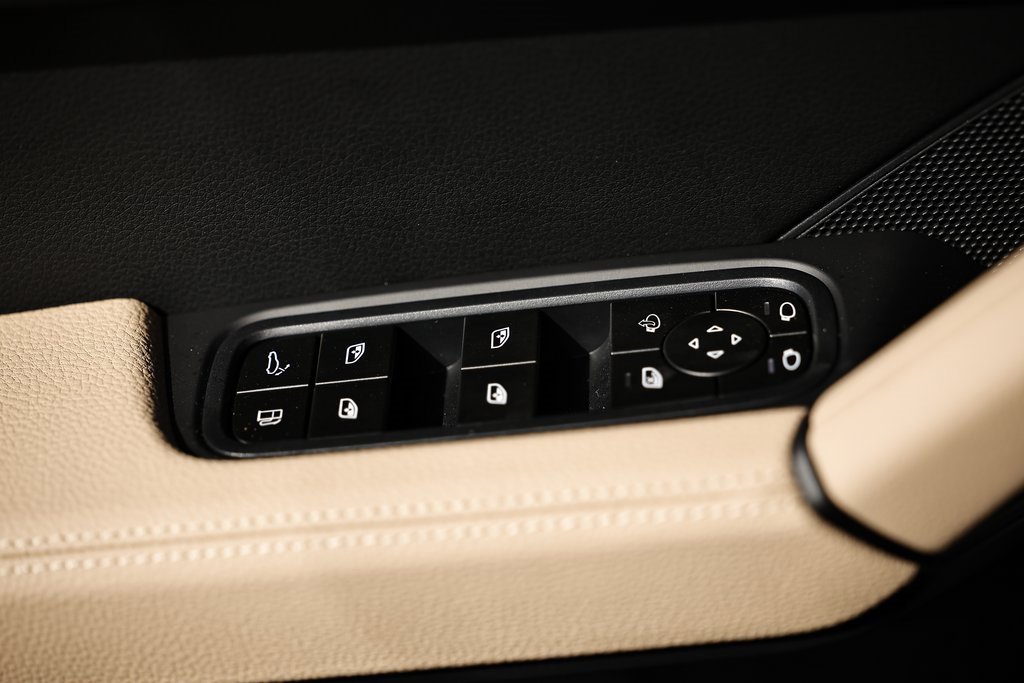 New 2026 Porsche Cayenne S image 21