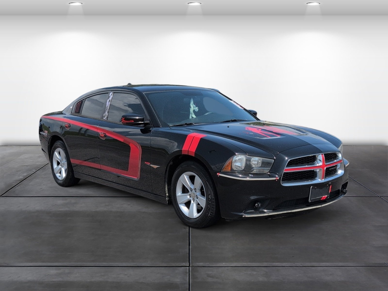 Used 2013 Dodge Charger SE RWD image 16