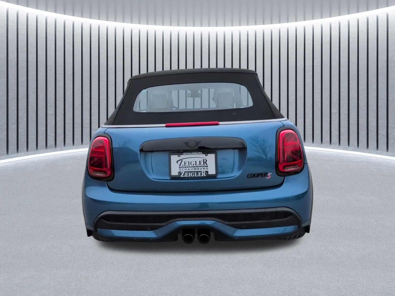 Used 2023 MINI Cooper S w/ Signature Upholstery Package image 9