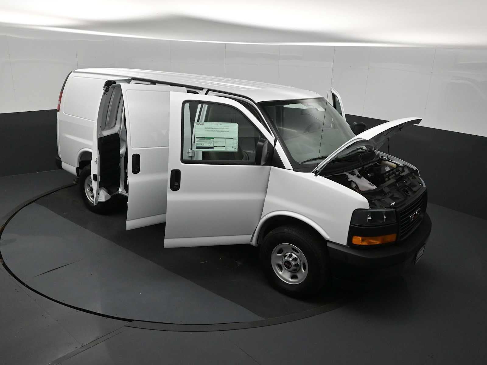 New 2026 GMC Savana 3500 w/ Driver Convenience Package RWD image 26