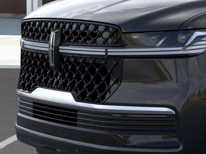 New 2025 Lincoln Navigator Reserve w/ Jet Appearance Package image 17