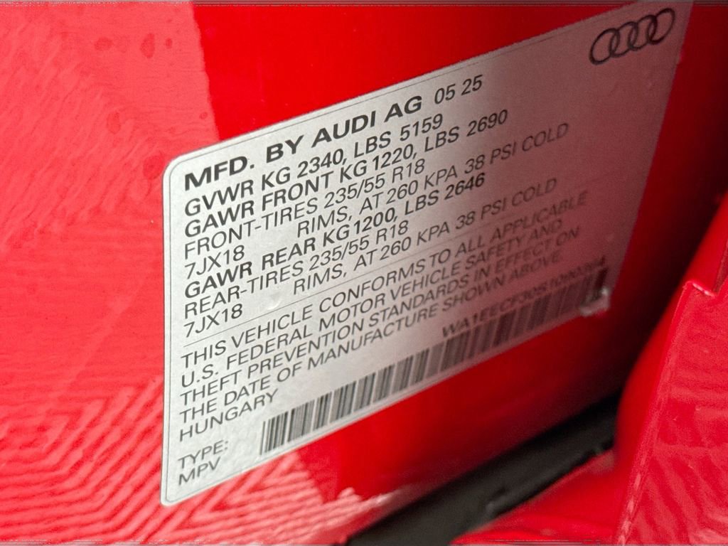 Certified 2025 Audi Q3 2.0T Premium Plus w/ Premium Plus Package image 33