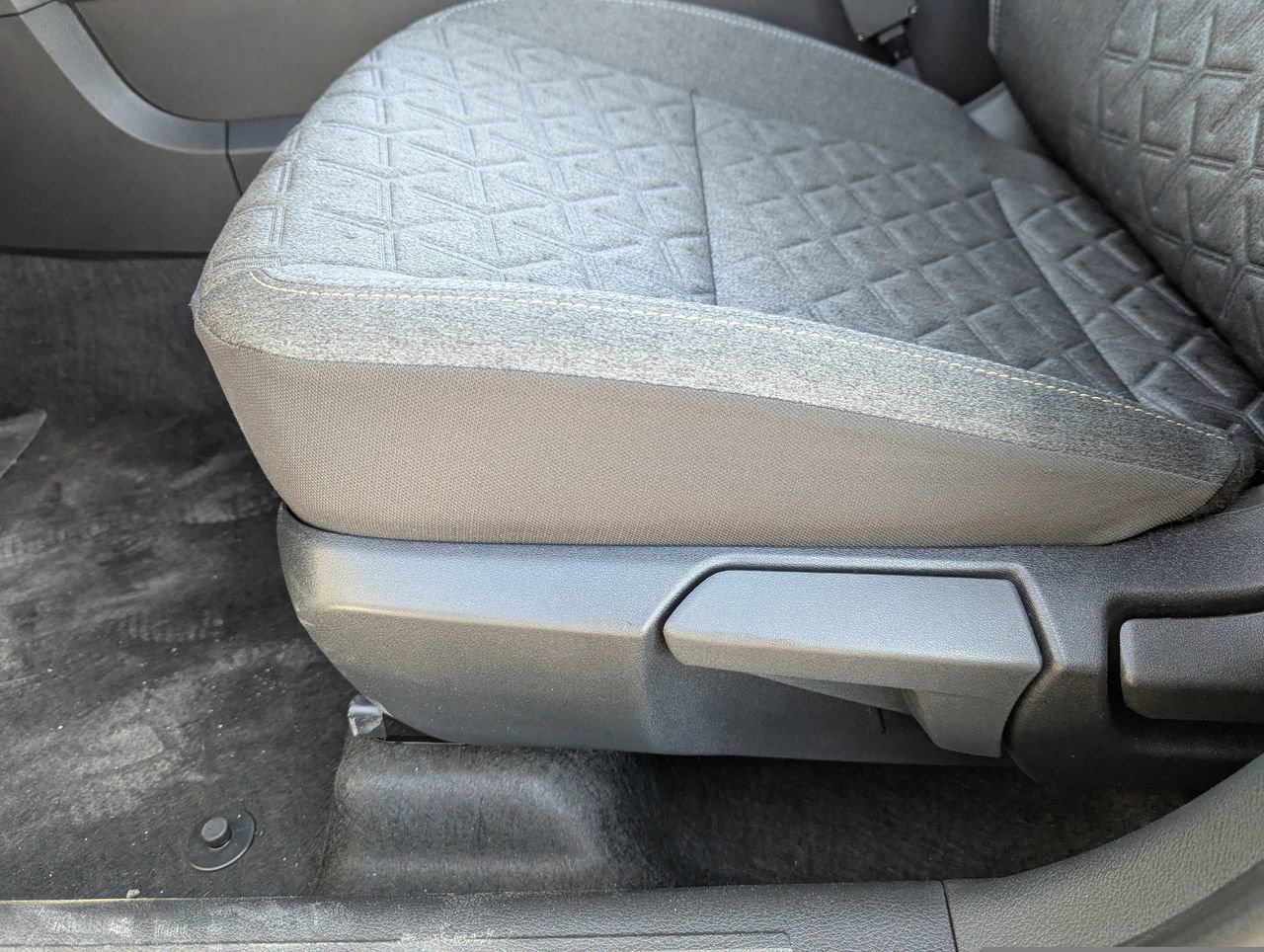 New 2026 Nissan Kicks SV image 14