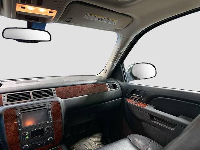 Used 2012 Chevrolet Tahoe LTZ AWD/4WD image 23
