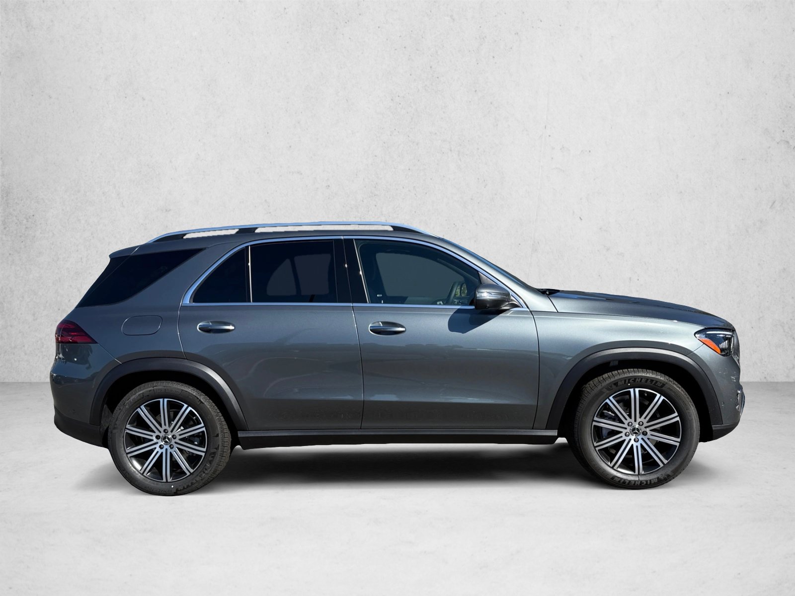 New 2026 Mercedes-Benz GLE 350 4MATIC image 4