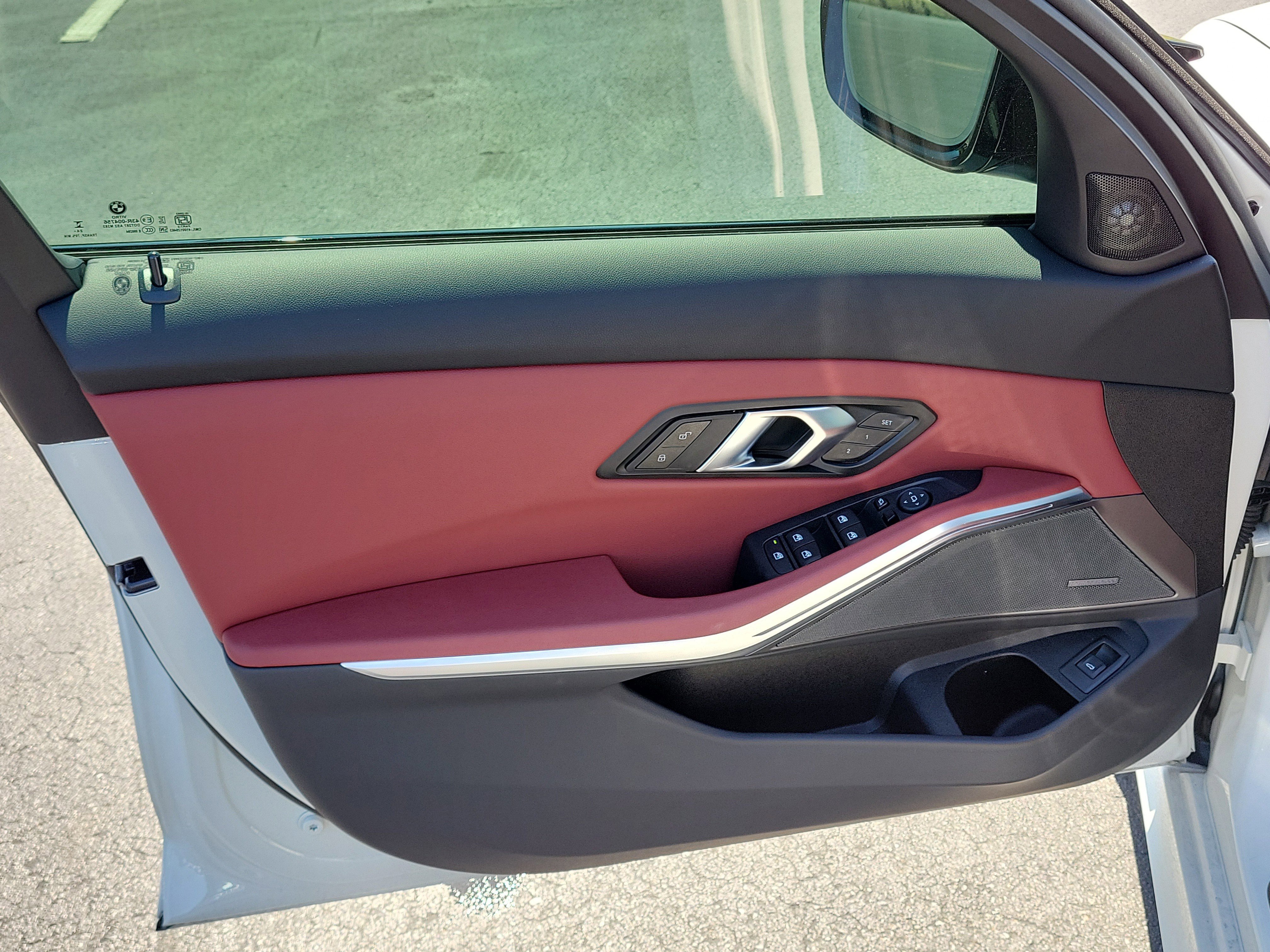 Used 2025 BMW M340i w/ Premium Package RWD image 17