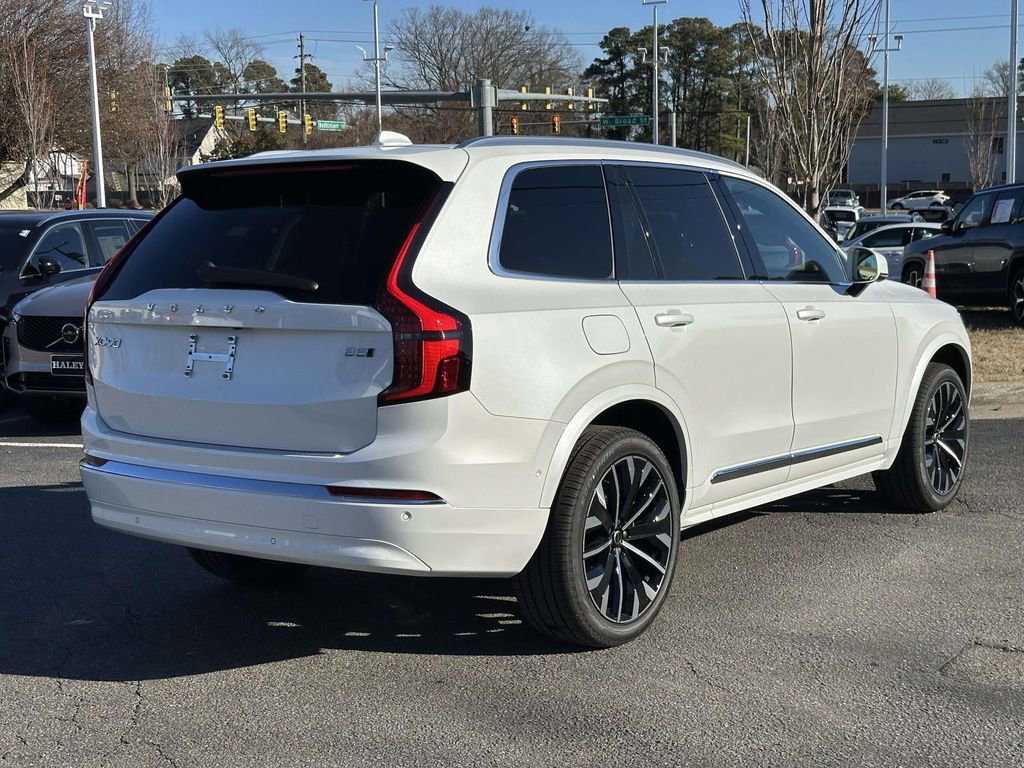 New 2026 Volvo XC90 B5 Plus w/ Protection Package Premier image 19