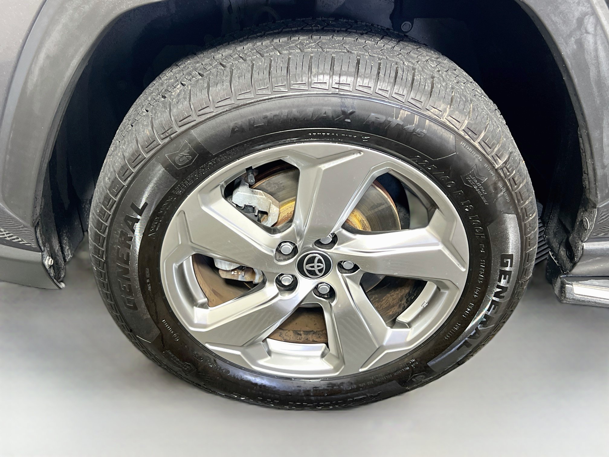 Used 2021 Toyota RAV4 Limited AWD/4WD image 13