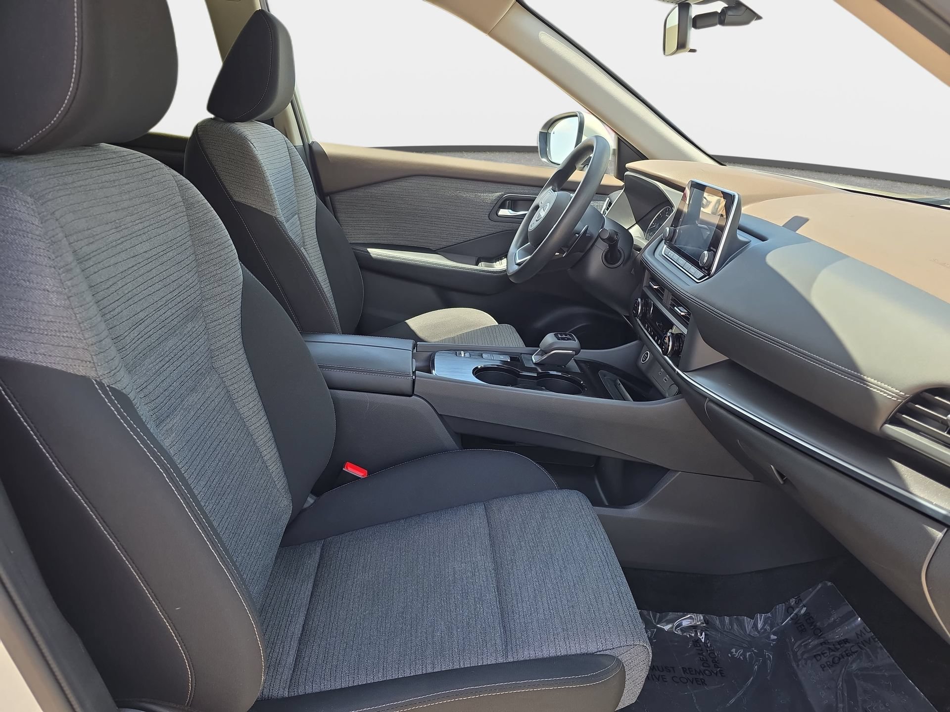 Used 2023 Nissan Rogue SV FWD image 10