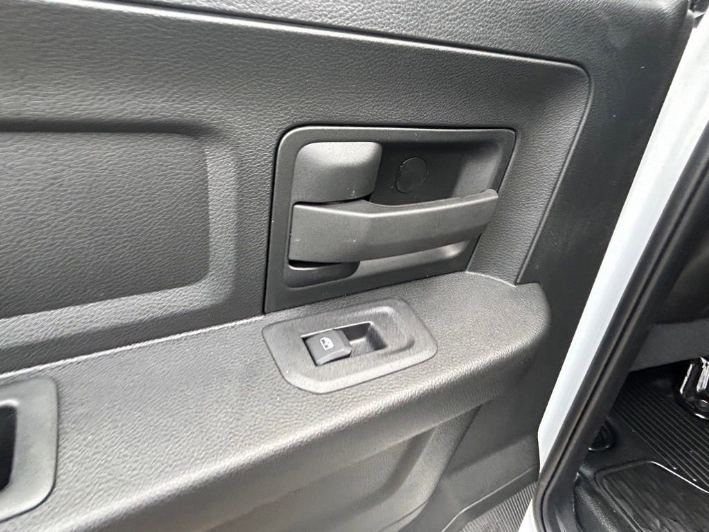 New 2025 RAM 3500 Tradesman image 27