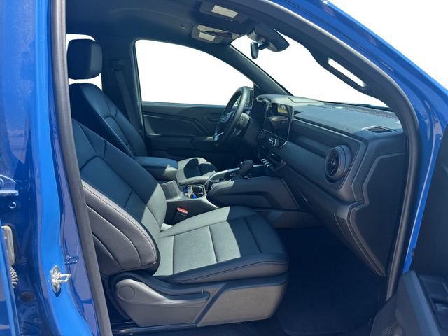 Used 2025 Chevrolet Colorado Trail Boss image 15