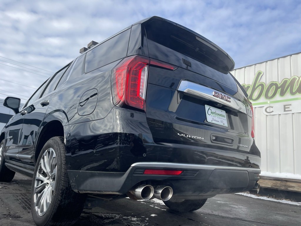 Used 2023 GMC Yukon Denali w/ Denali Reserve Package image 11