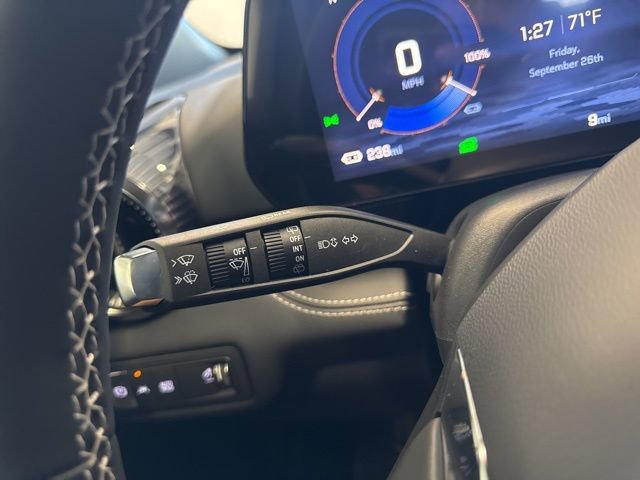 New 2025 Chevrolet Blazer EV LT AWD/4WD image 30