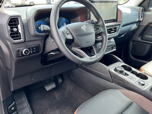Used 2025 Ford Bronco Sport Outer Banks w/ Outer Banks Tech Package+ image 8
