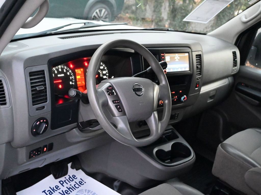 Used 2020 Nissan NV 2500 S image 17