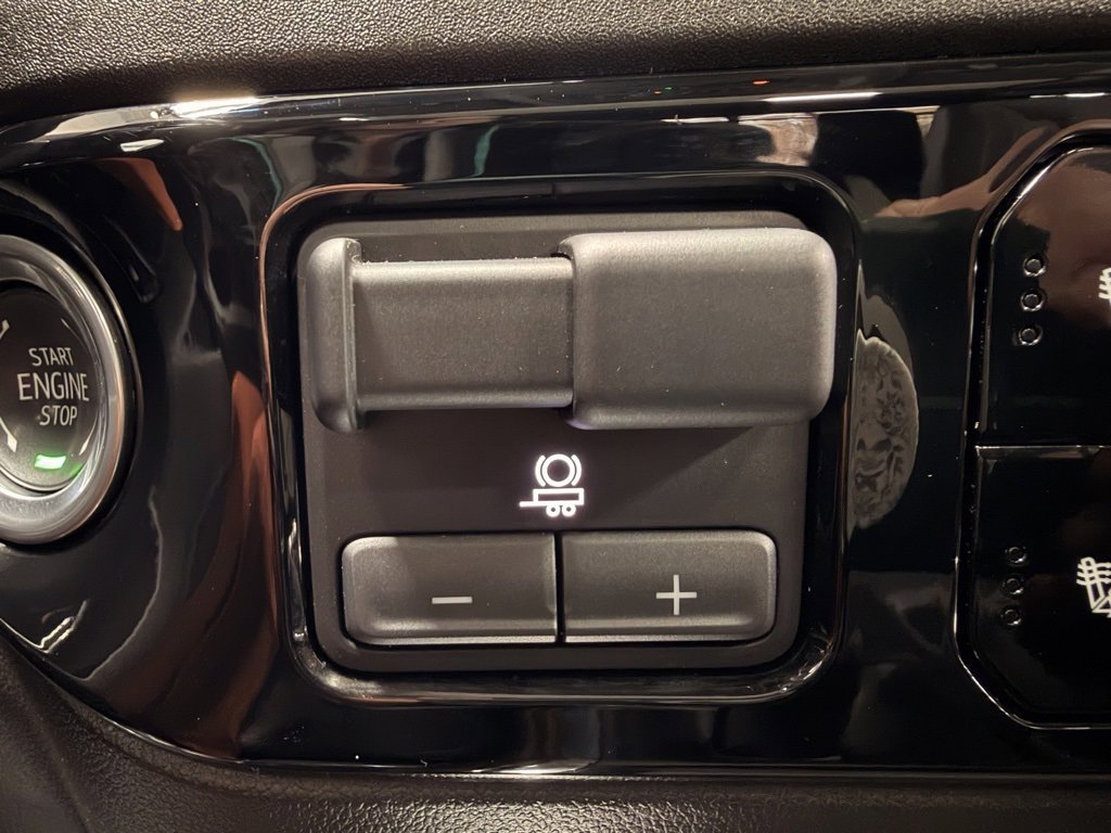 Used 2025 GMC Sierra 1500 Elevation w/ Elevation Premium Package image 48