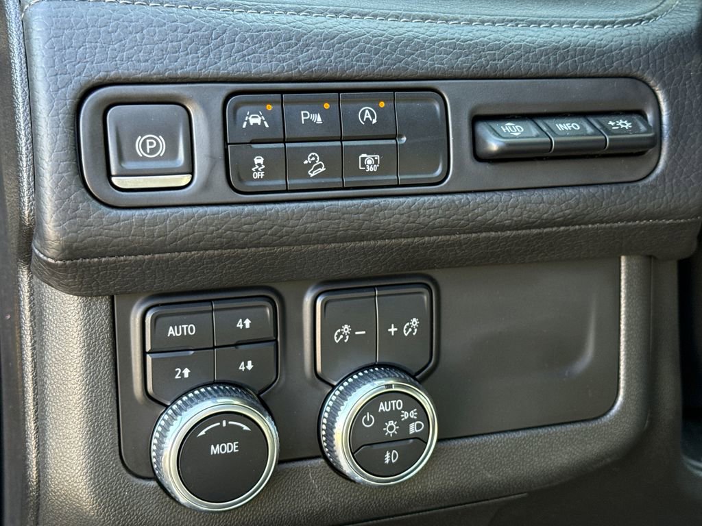 Used 2023 GMC Yukon Denali image 25