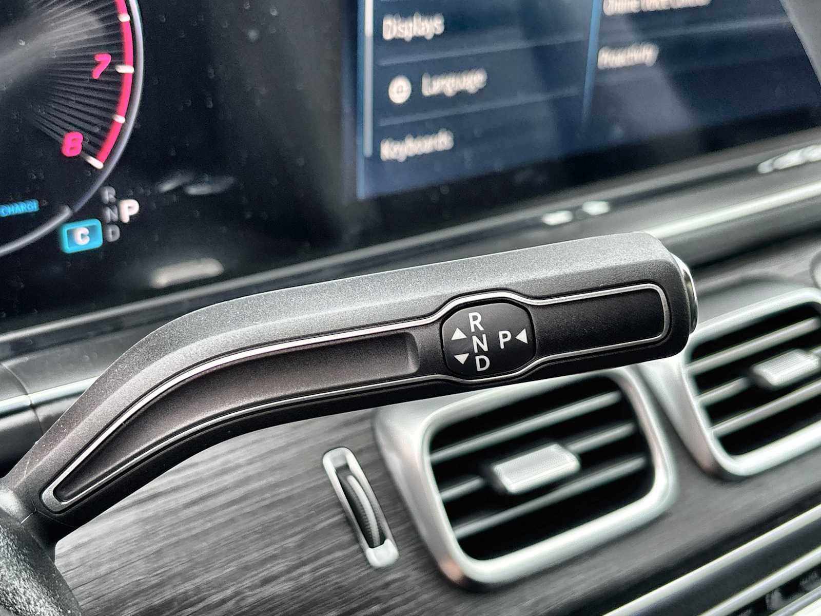 New 2026 Mercedes-Benz GLS 450 4MATIC image 23