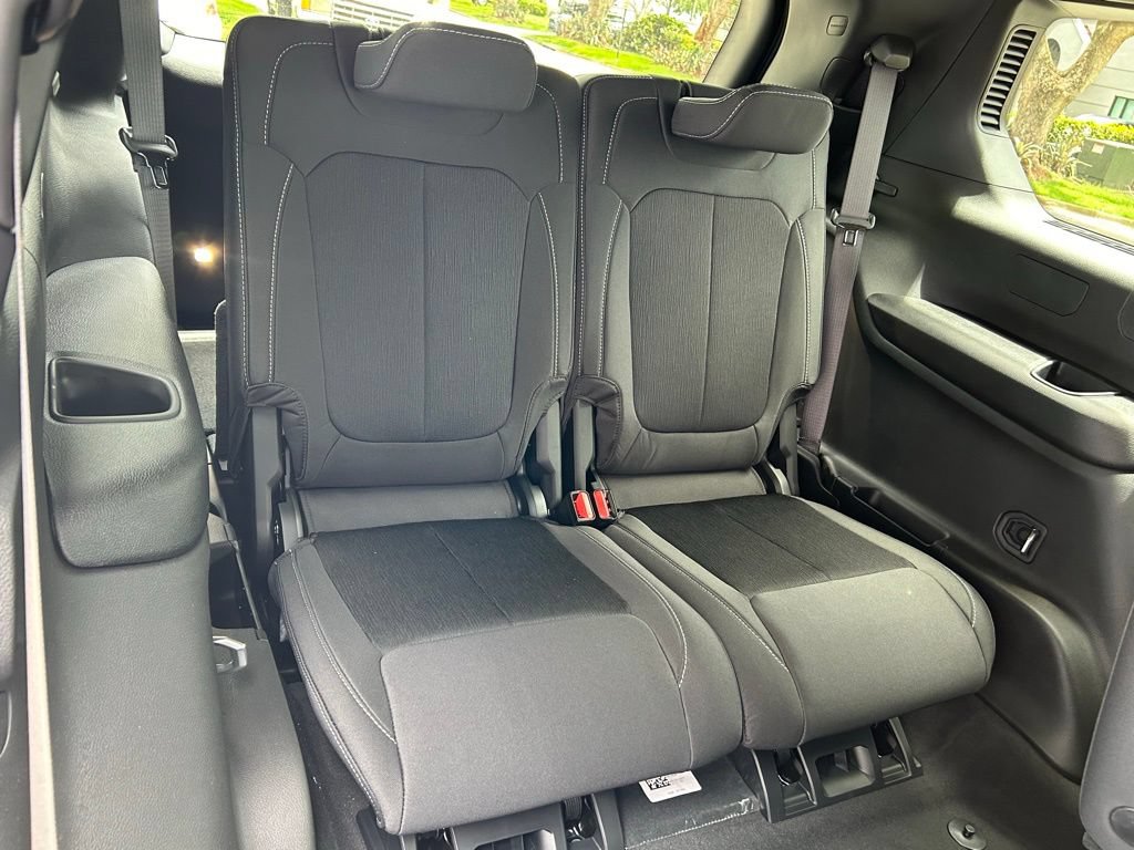 New 2024 Jeep Grand Cherokee L Laredo RWD image 28