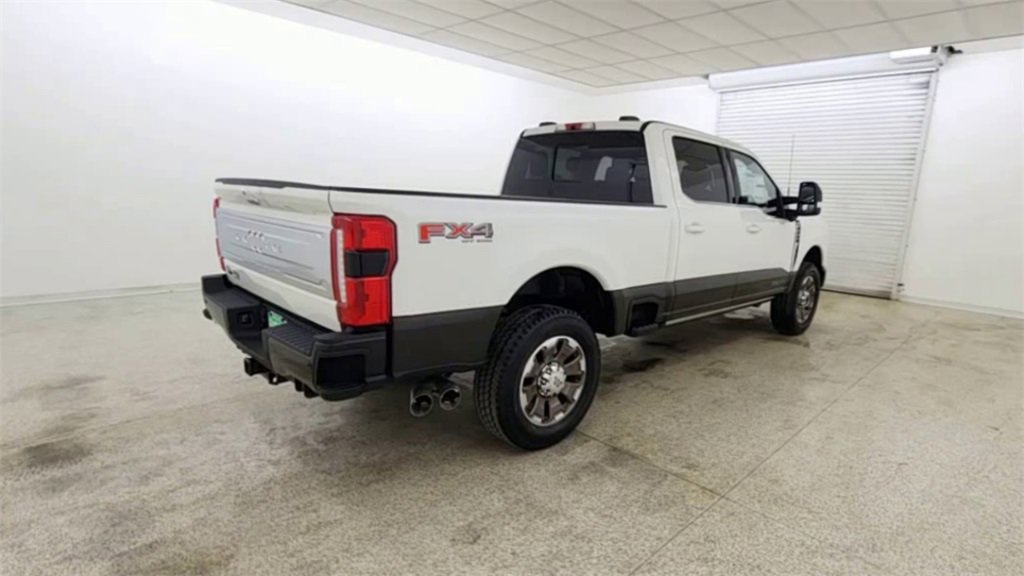 New 2025 Ford F250 King Ranch w/ FX4 Off-Road Package image 8