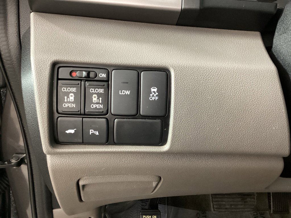 Used 2016 Honda Odyssey Touring image 22