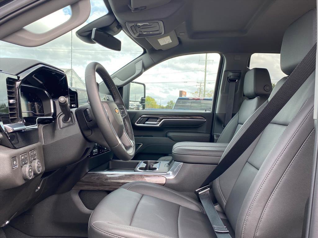 New 2025 Chevrolet Silverado 2500 LTZ w/ LTZ Convenience Package image 13