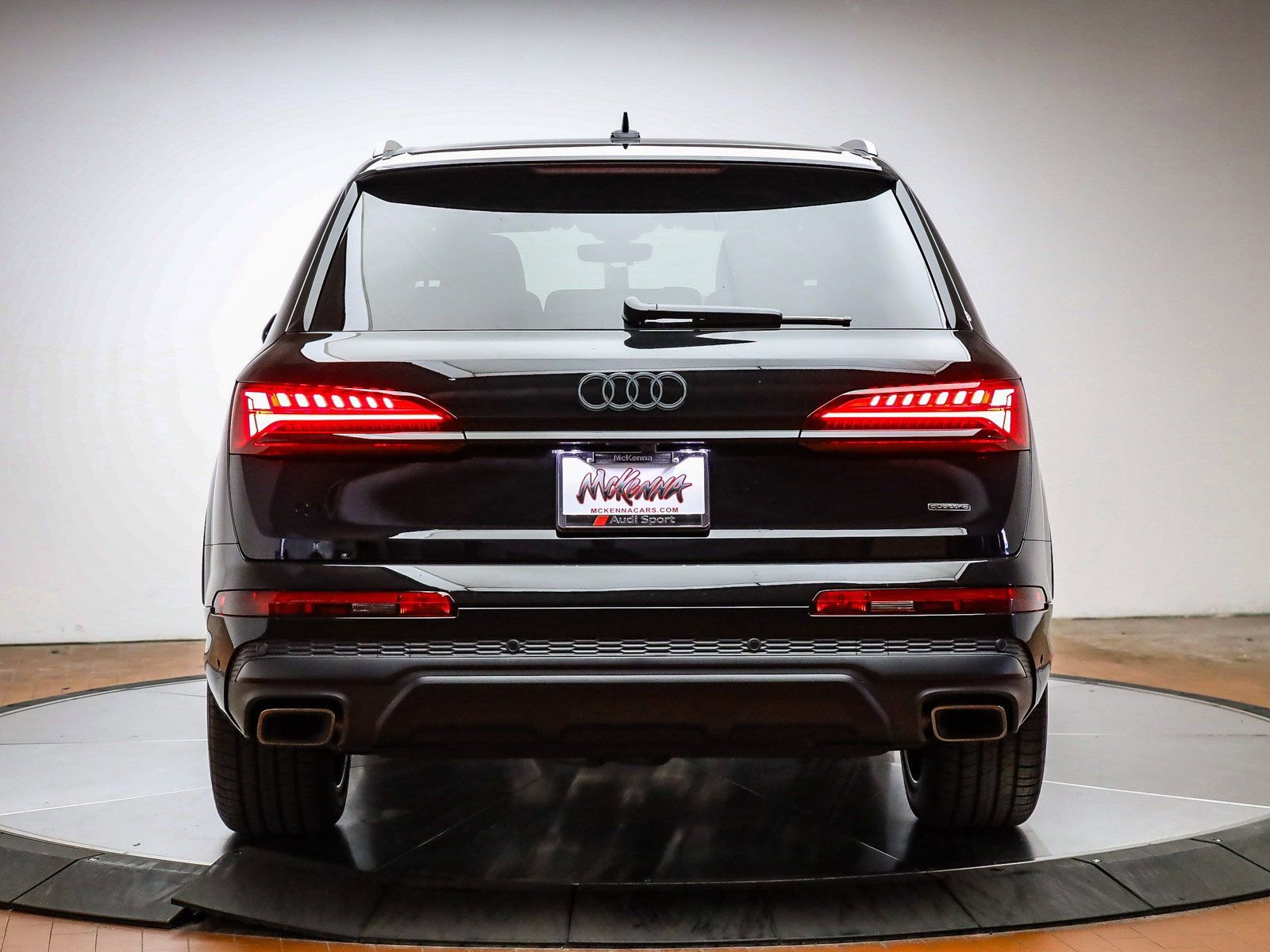 New 2026 Audi Q7 3.0T Premium Plus AWD/4WD image 9