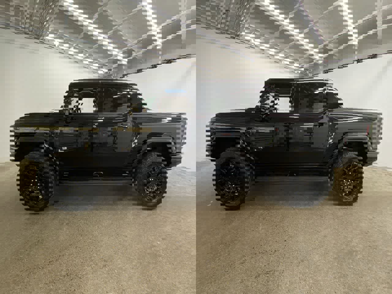 Used 2024 GMC Hummer EV 2X image 3