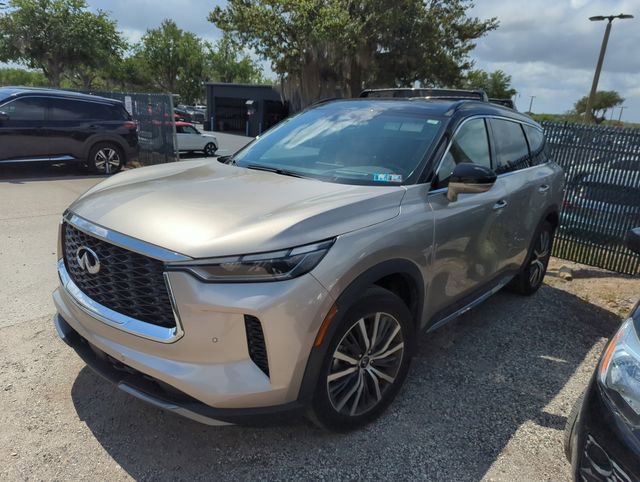 Used 2023 INFINITI QX60 Autograph w/ Cargo Package AWD/4WD image 3