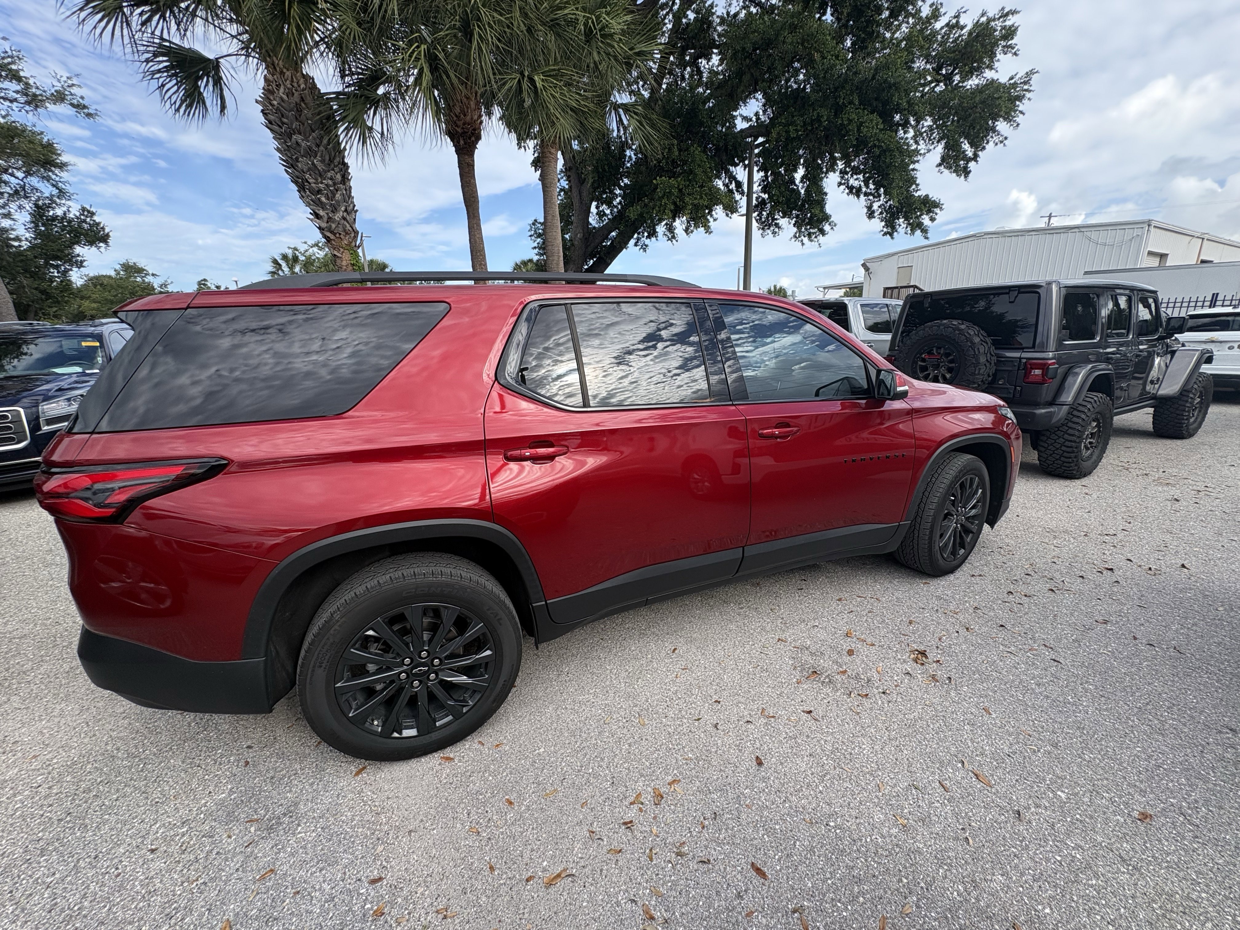 Used 2023 Chevrolet Traverse RS w/ LPO, Floor Liner Package FWD image 7
