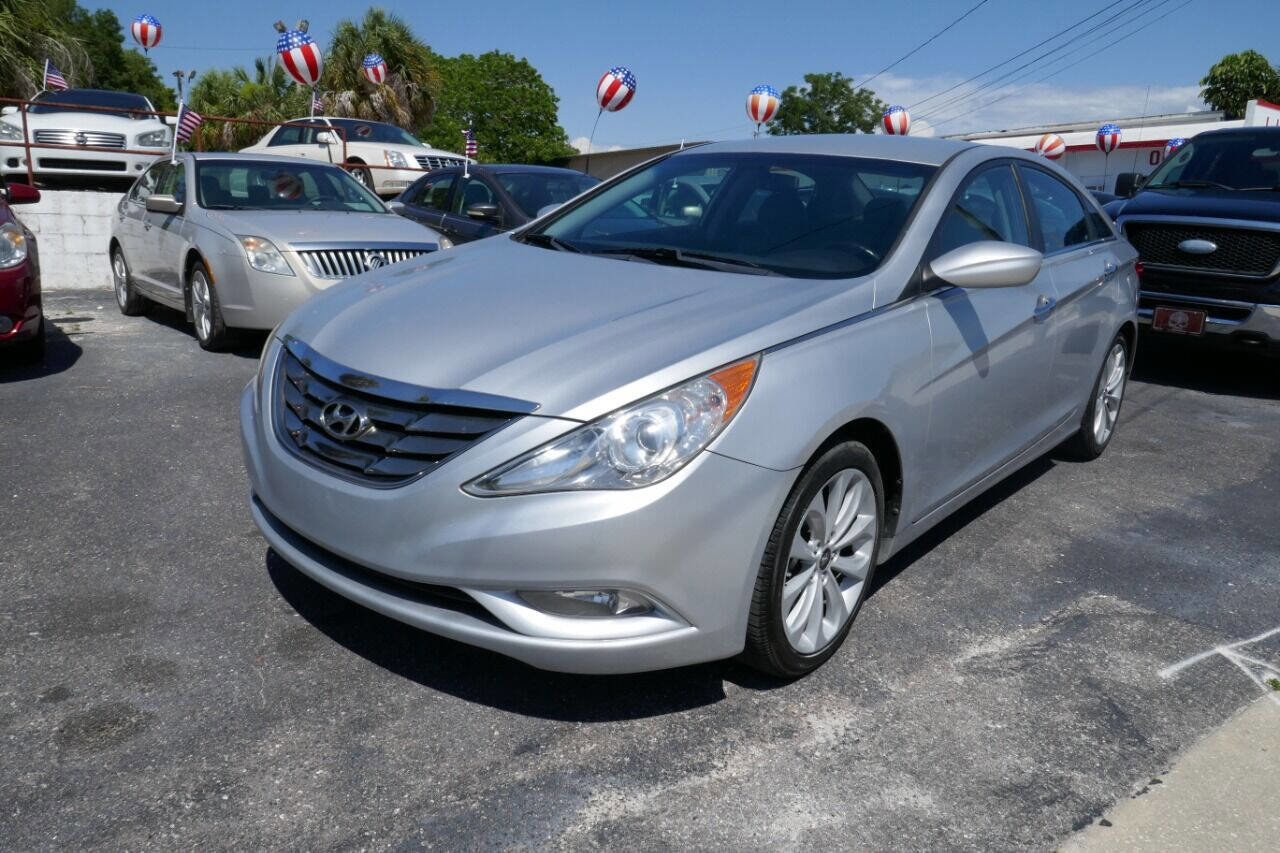 Used 2011 Hyundai Sonata SE image 4