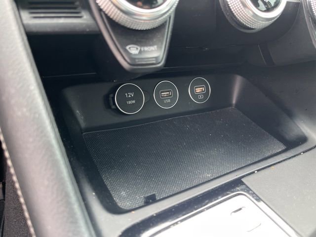 Used 2023 Genesis G70 2.0T AWD/4WD image 26