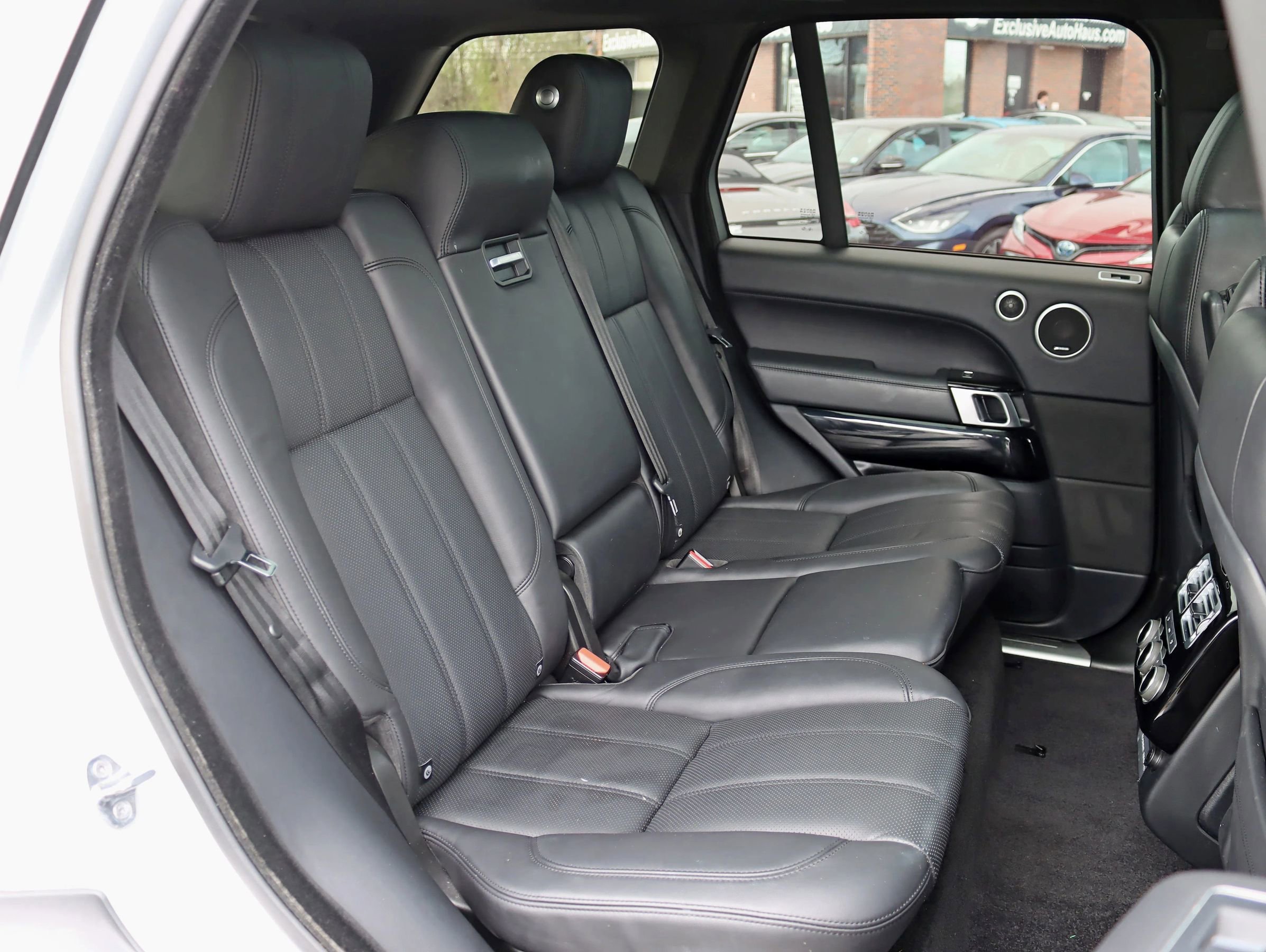 Used 2017 Land Rover Range Rover Supercharged image 32