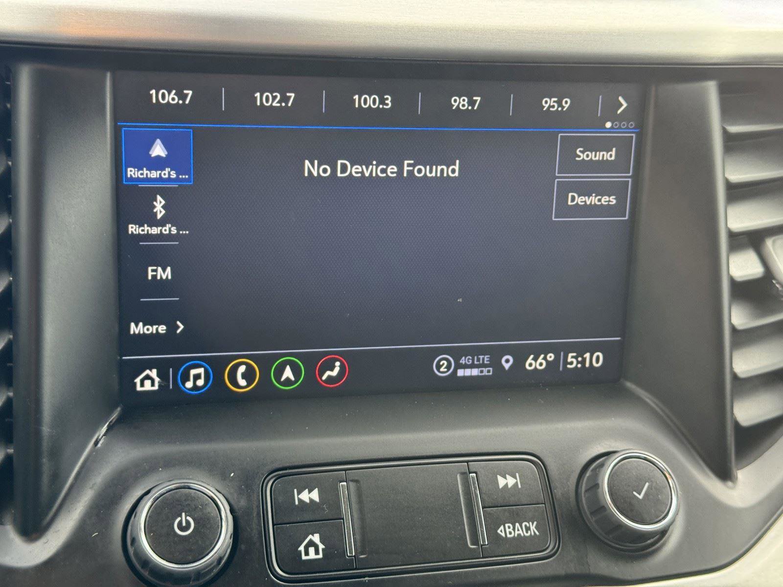 Used 2023 GMC Acadia SLT w/ Elevation Edition image 18