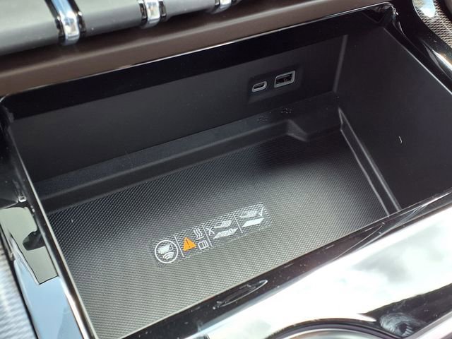 New 2026 GMC Yukon XL Elevation image 14