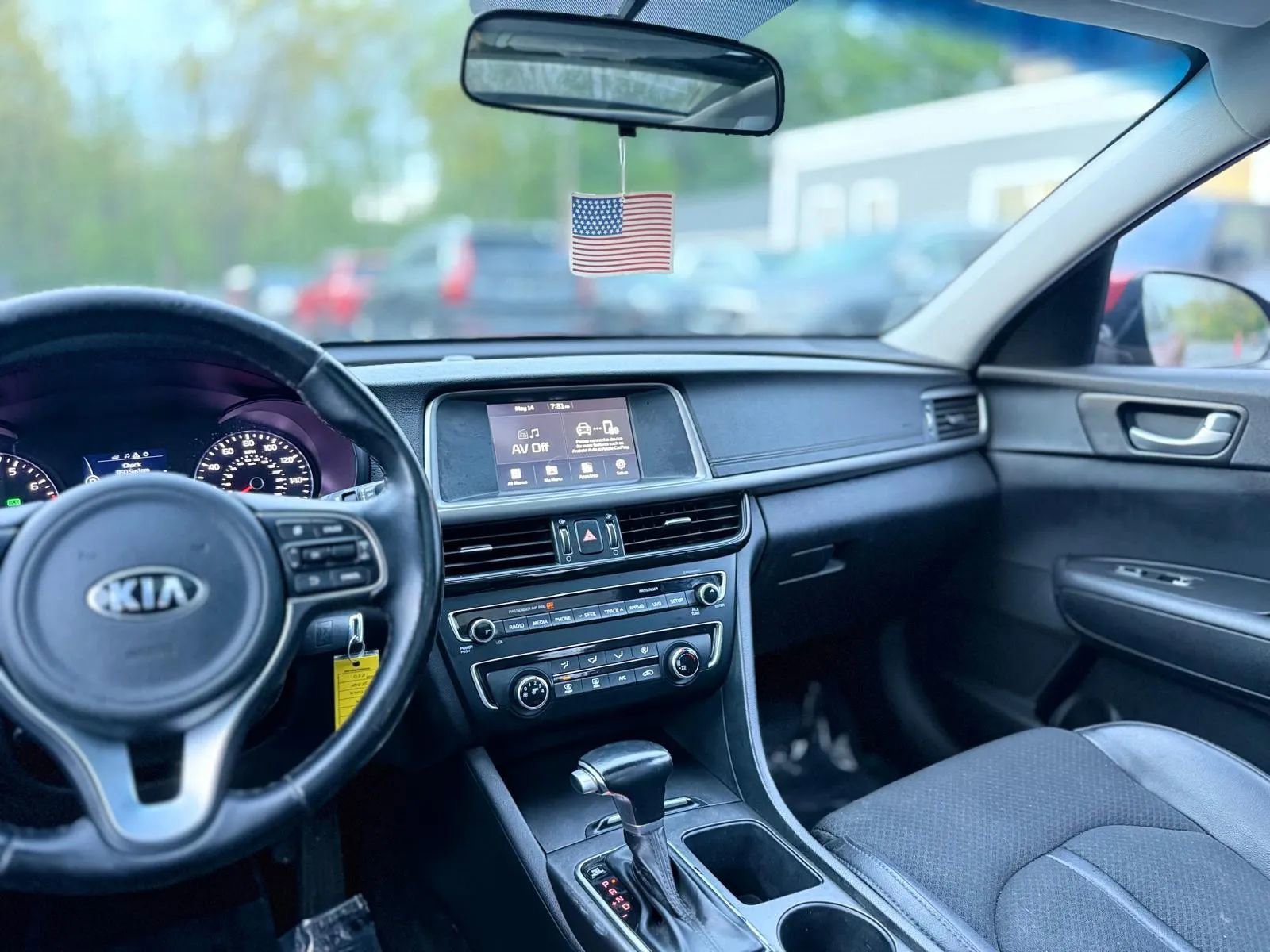 Used 2018 Kia Optima S w/ Panoramic Sunroof Package FWD image 17