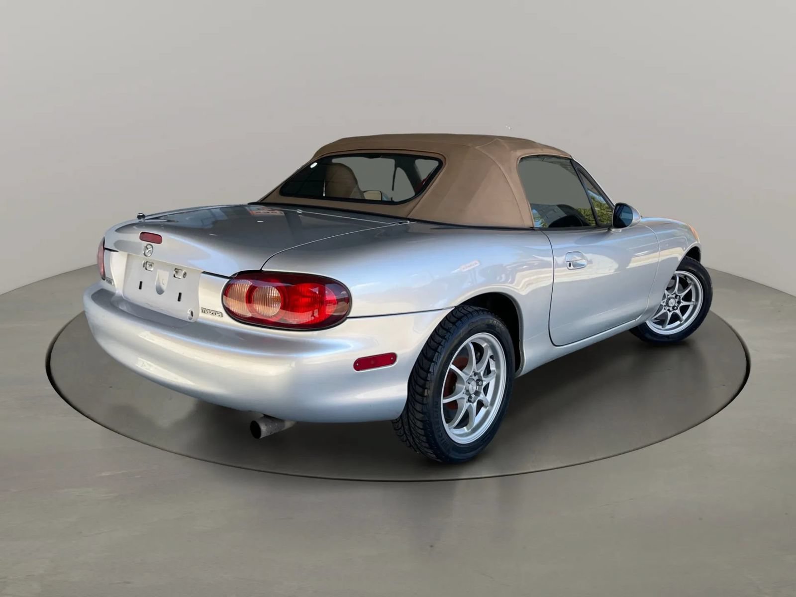 Used 2001 MAZDA MX-5 Miata LS RWD image 5