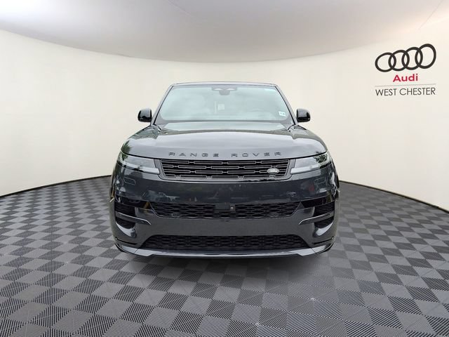 Used 2024 Land Rover Range Rover Sport Dynamic SE AWD/4WD image 2