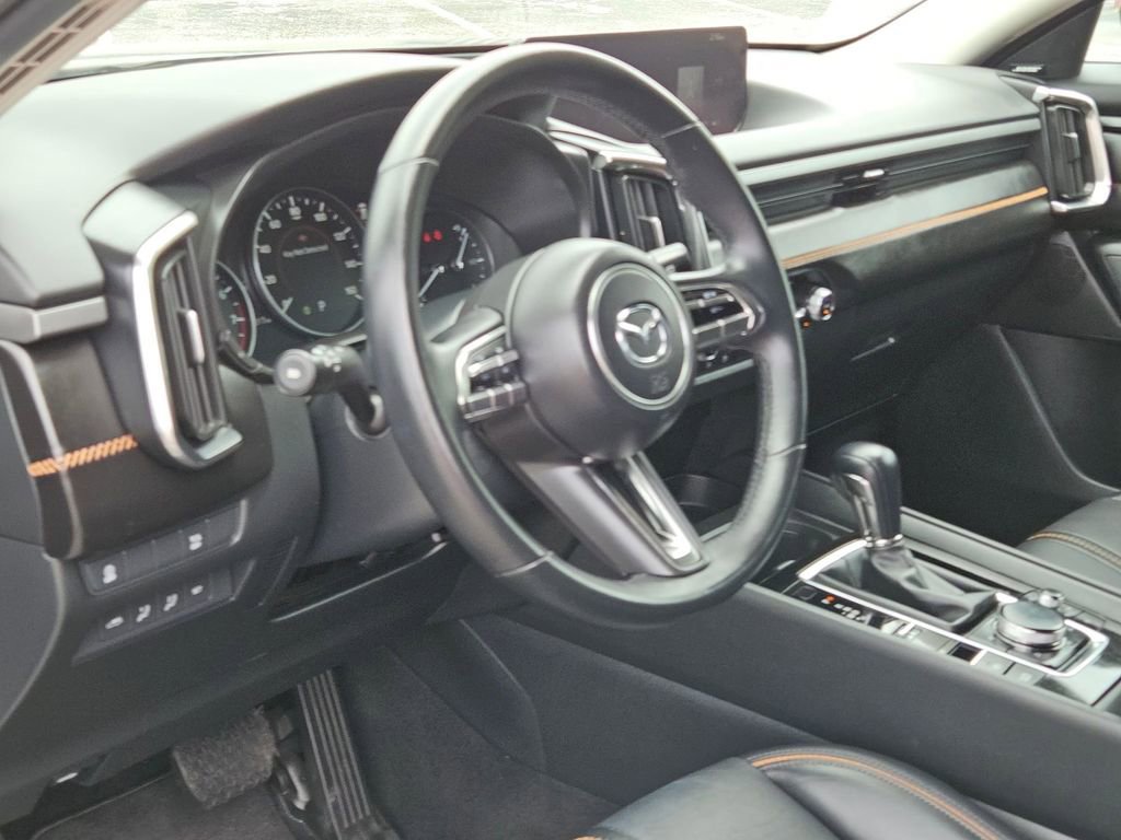 Used 2025 MAZDA CX-50 AWD 2.5 S w/ Premium Plus Pkg image 13