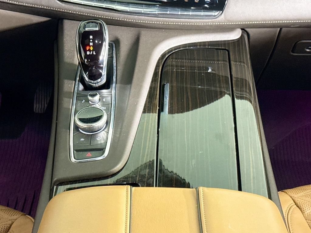 Used 2023 Cadillac Escalade ESV Premium Luxury w/ Performance Package AWD/4WD image 14