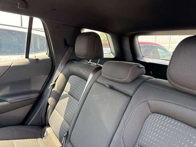 Used 2026 Chevrolet Equinox LT AWD/4WD image 6