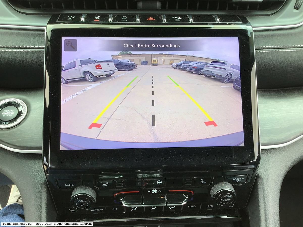 Used 2022 Jeep Grand Cherokee Limited AWD/4WD image 14