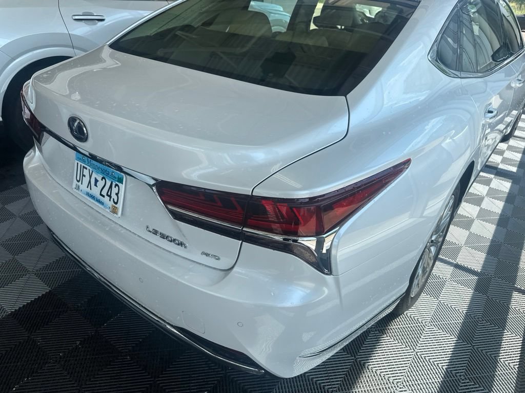Used 2019 Lexus LS 500h AWD w/ Accessory Package (Z1) image 11